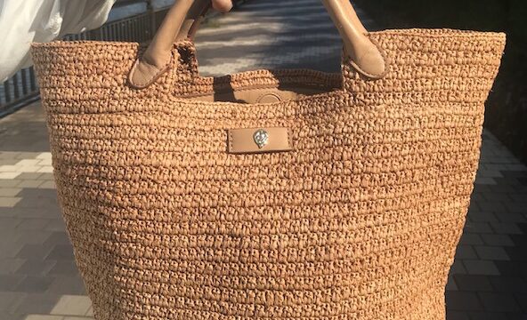 いくつになっても愛用できるカゴバッグ】HELEN KAMINSKI（ヘレンカミン  